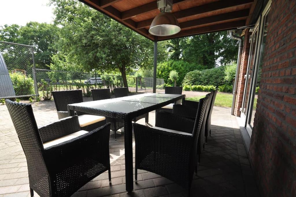 Vakantiewoning Nabij Toverland Griendtsveen Exterior foto